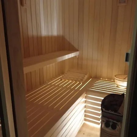 Apartment And Penthouse